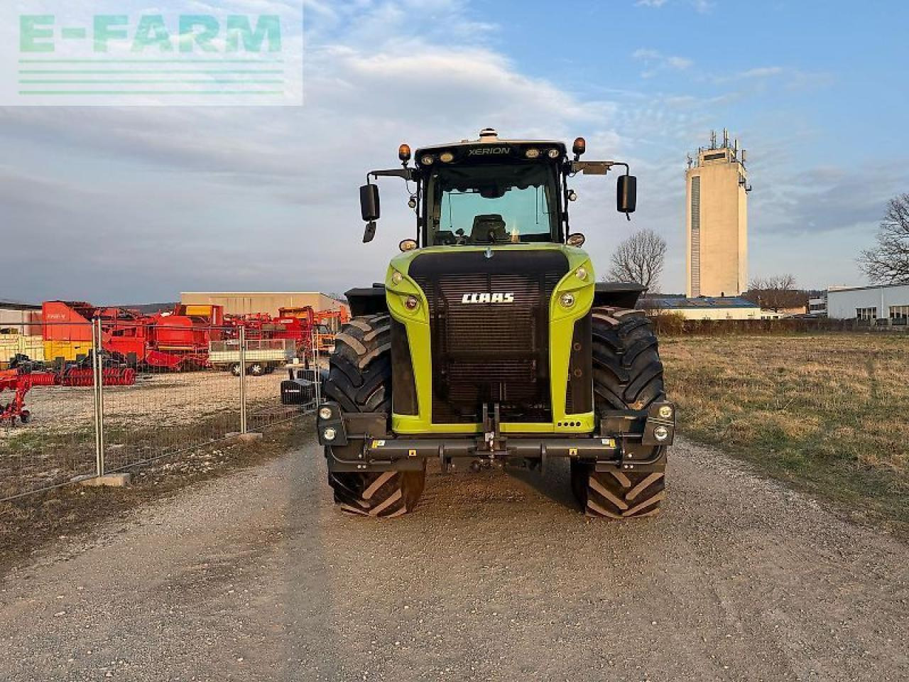 Tractor CLAAS xerion 5000 trac vc TRAC VC