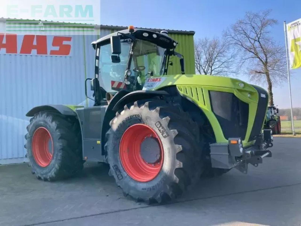 Tractor CLAAS xerion 5000 trac vc TRAC VC
