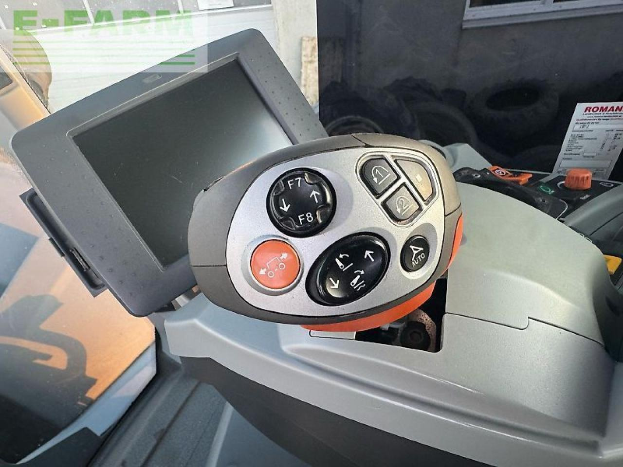 Tractor CLAAS xerion 5000 trac vc TRAC VC