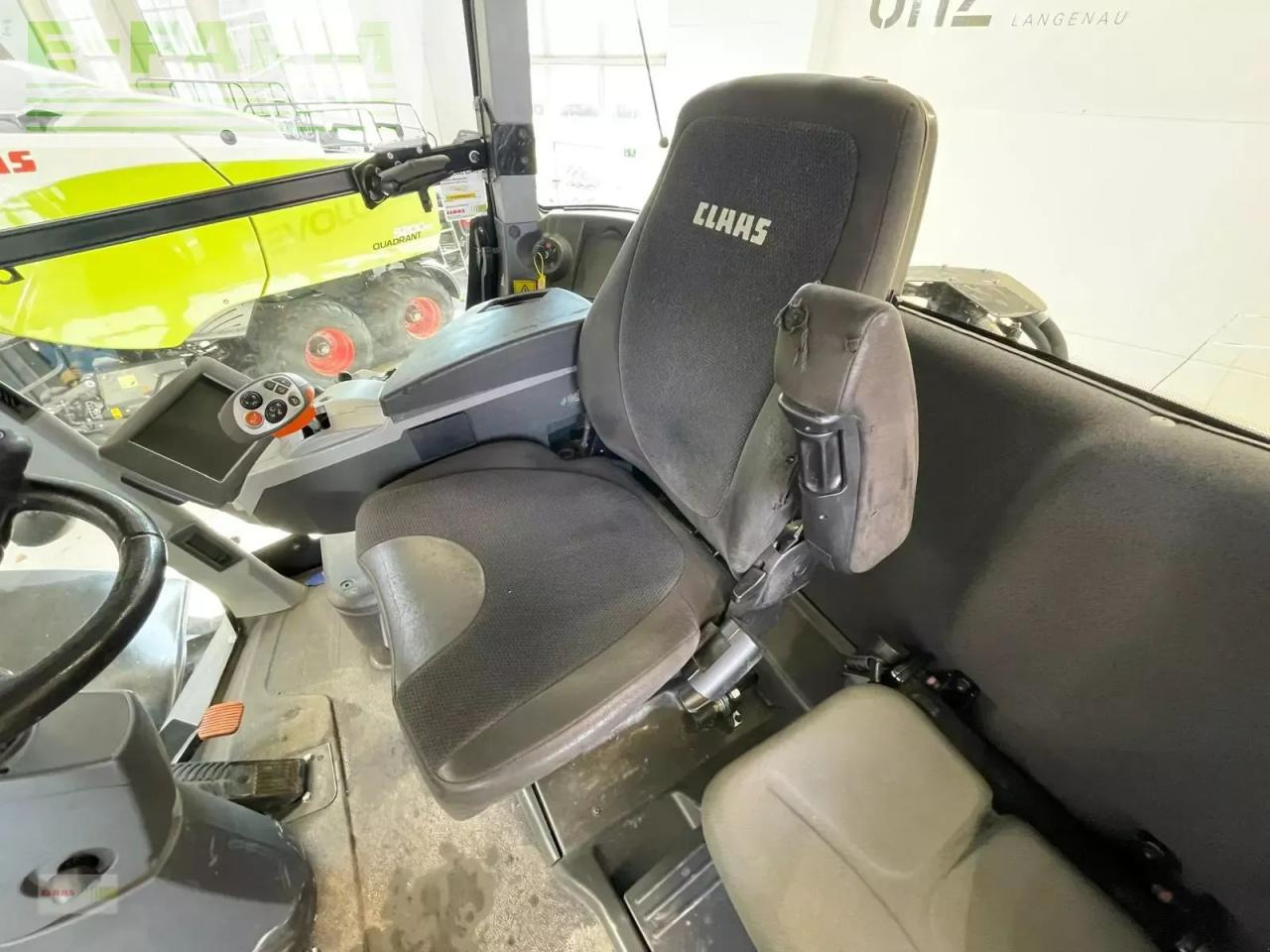 Tractor CLAAS xerion 5000 trac vc TRAC VC