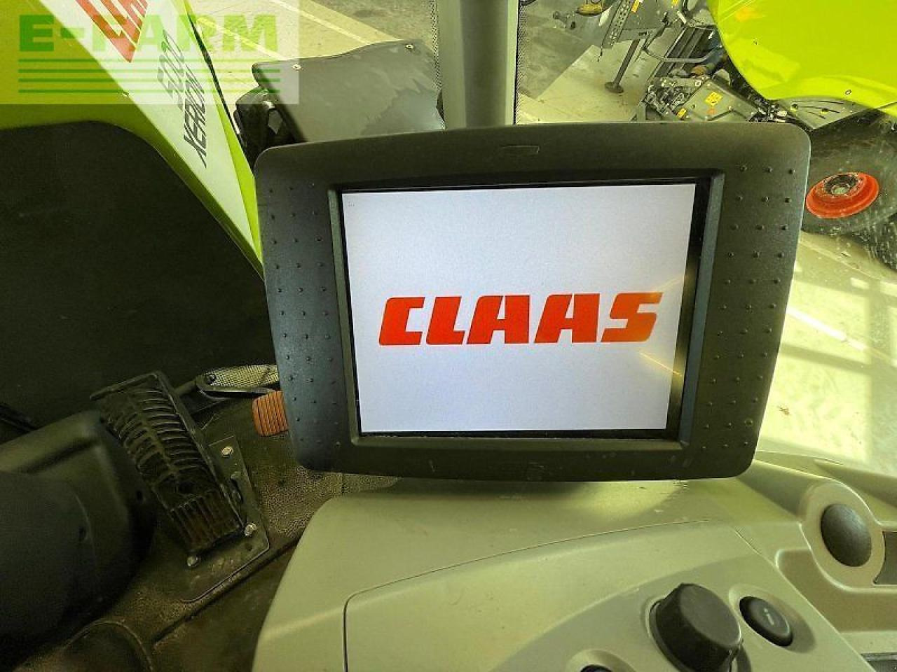 Tractor CLAAS xerion 5000 trac vc TRAC VC
