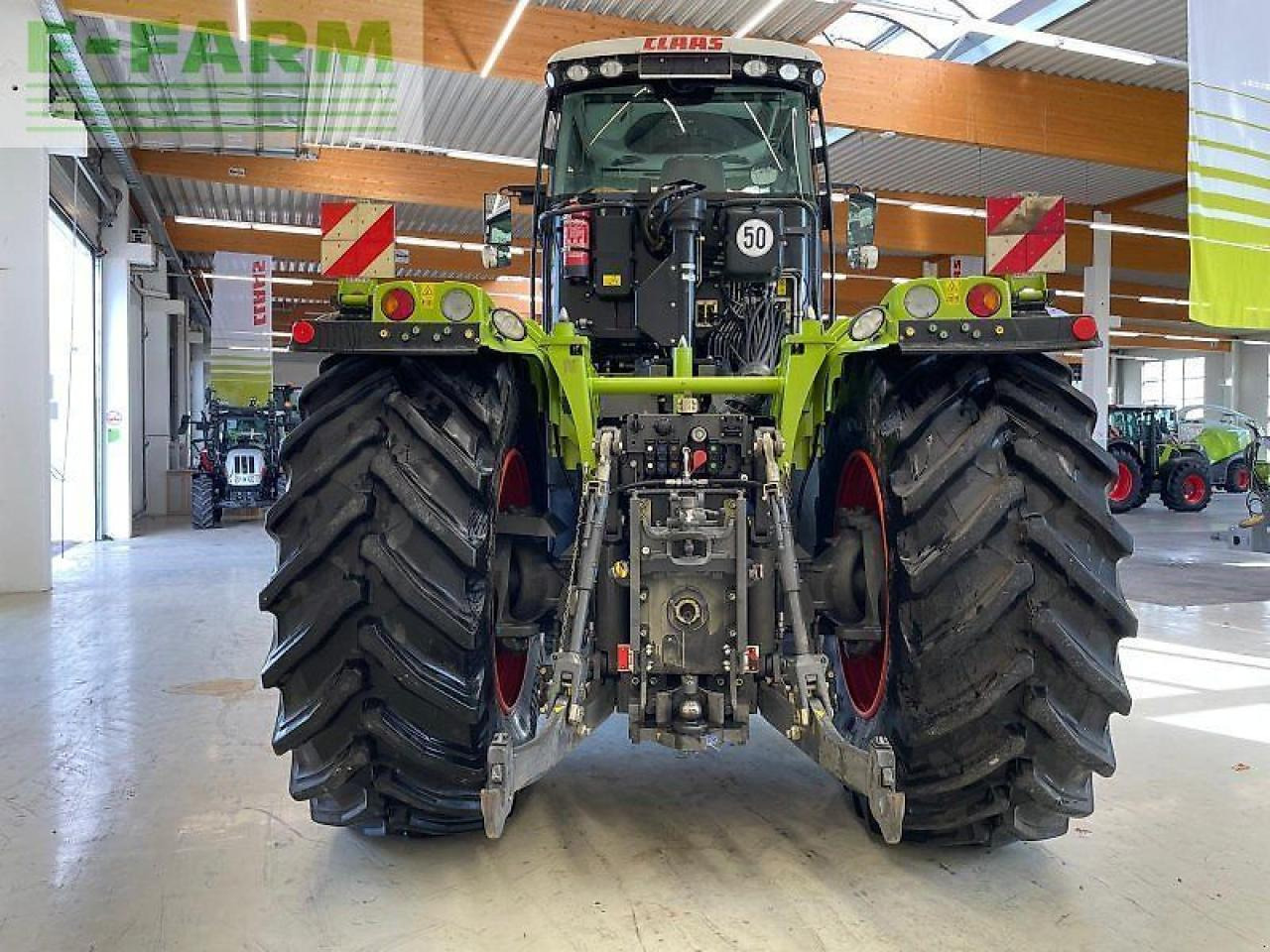 Tractor CLAAS xerion 5000 trac vc TRAC VC