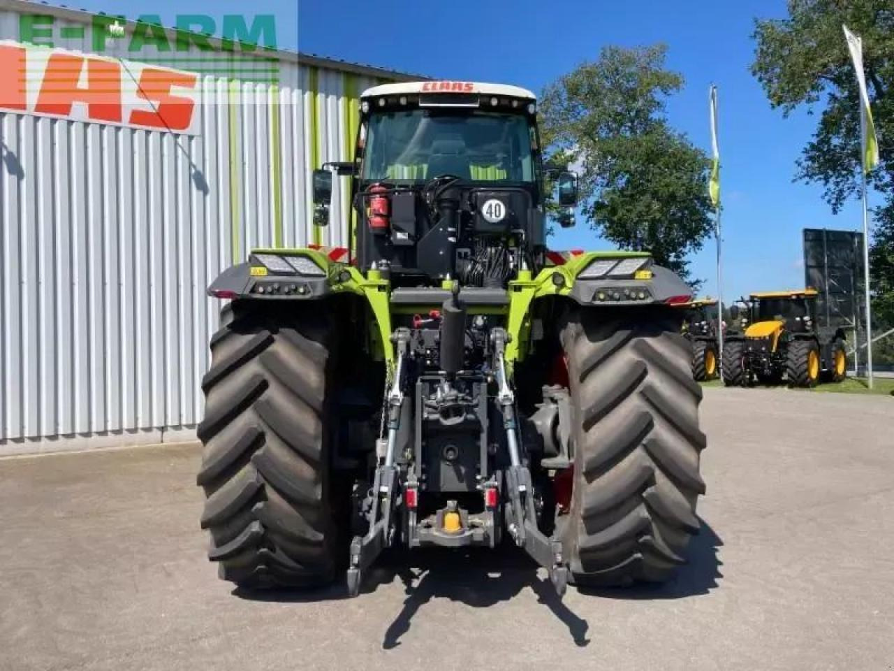 Tractor CLAAS xerion 5000 trac vc TRAC VC