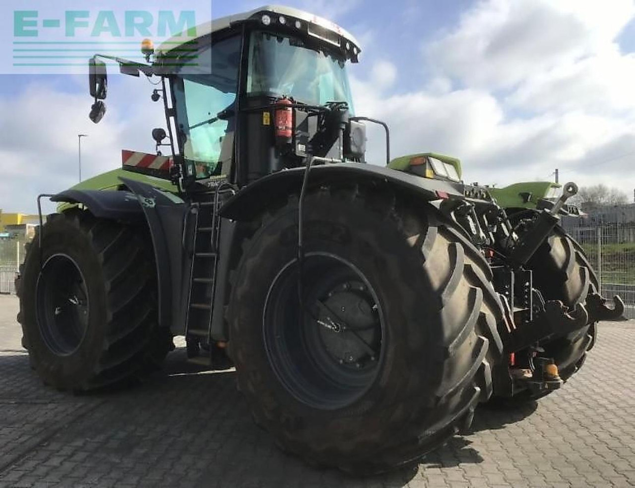 Tractor CLAAS xerion 5000 trac vc TRAC VC