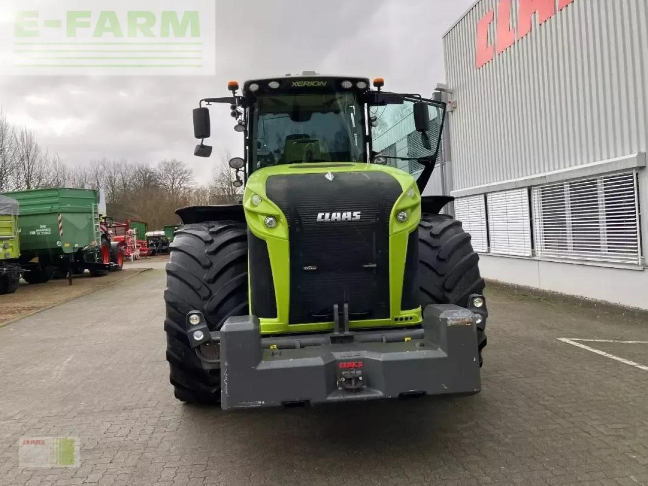 Tractor CLAAS xerion 5000 trac vc TRAC VC