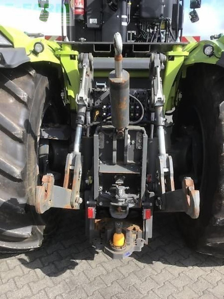 Tractor CLAAS xerion 5000 trac vc TRAC VC