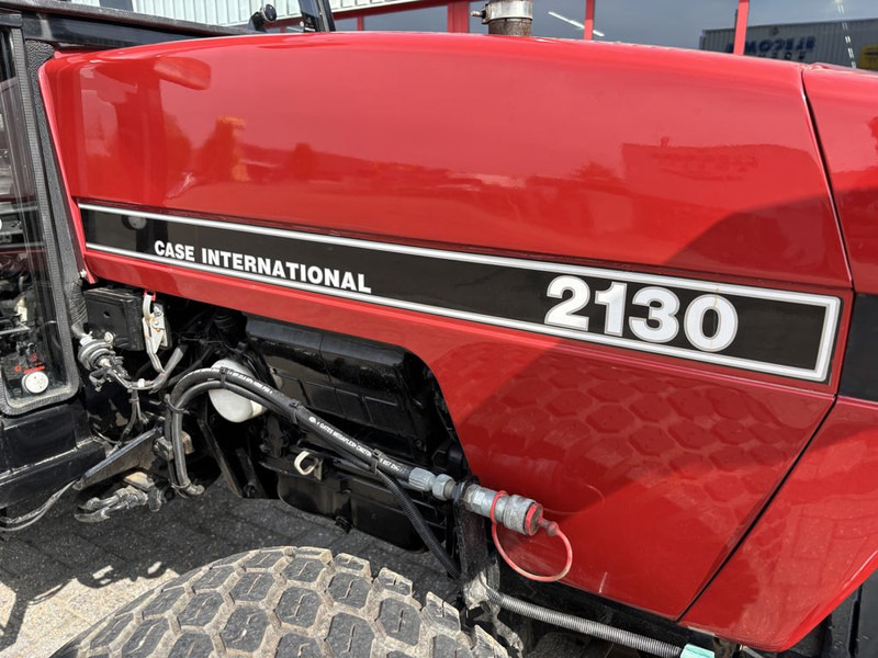 Tractor Case IH 2130