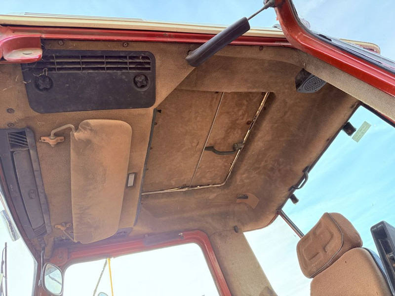 Tractor Case IH 845 XL