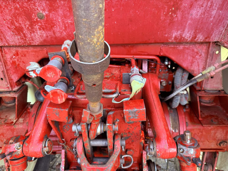 Tractor Case IH 845 XL