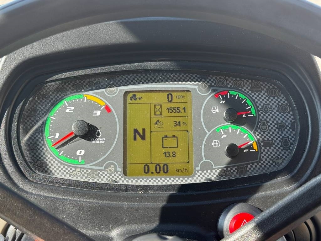 Tractor Case IH Farmall 100C, loader ready, EHR, 2023!!