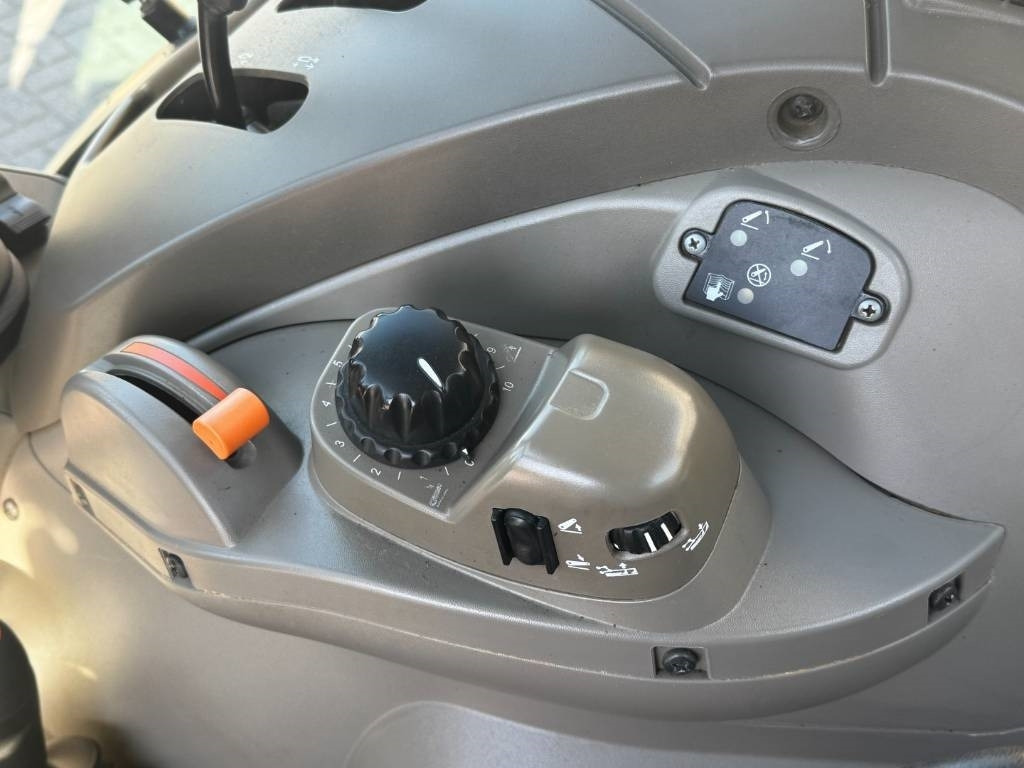 Tractor Case IH Farmall 100C, loader ready, EHR, 2023!!