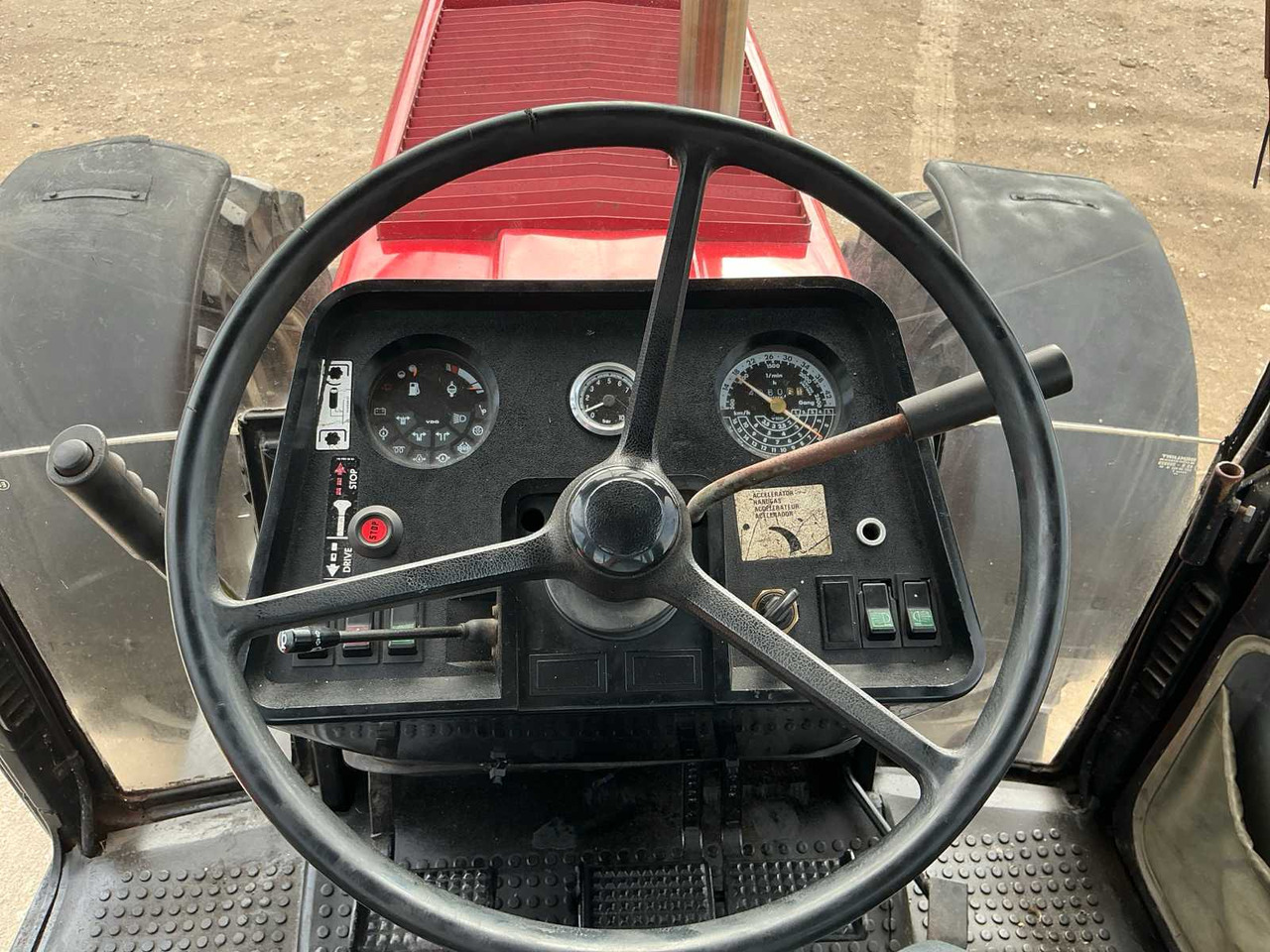 Tractor Case IH International 1455 XL