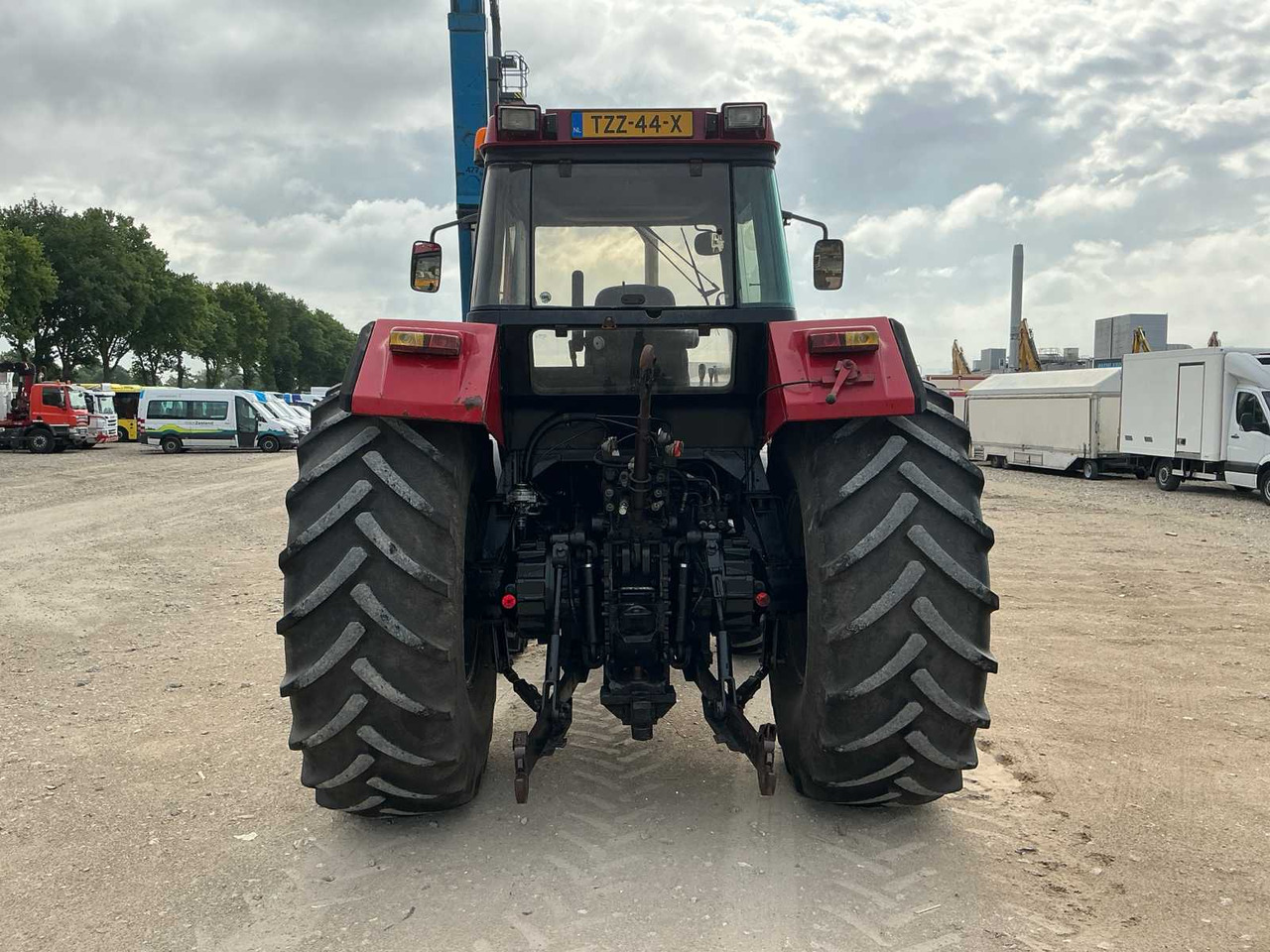 Tractor Case IH International 1455 XL