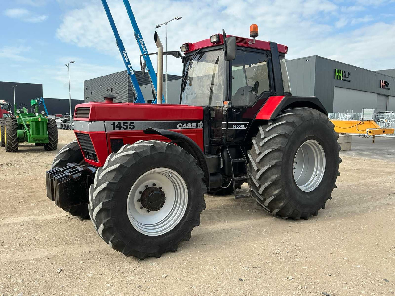 Tractor Case IH International 1455 XL