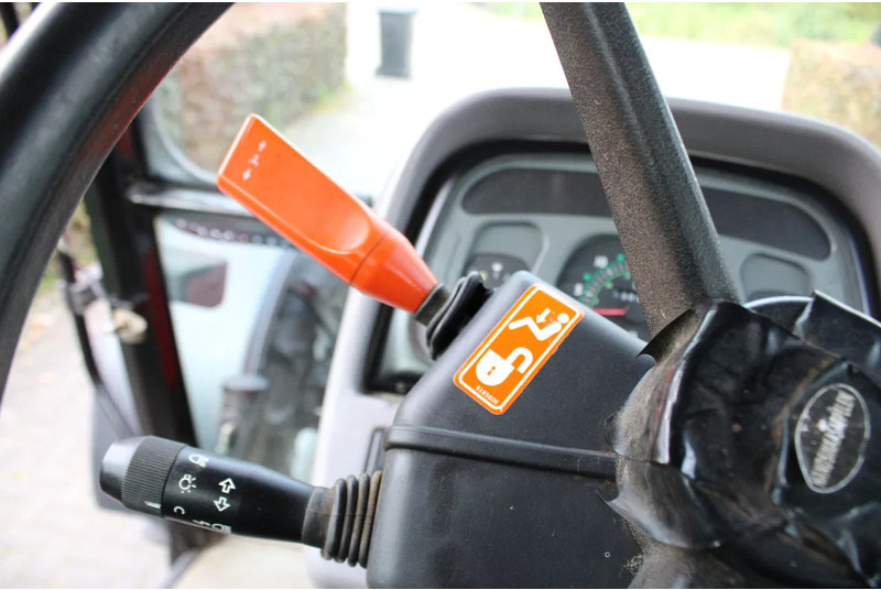 Tractor Case IH JX80U