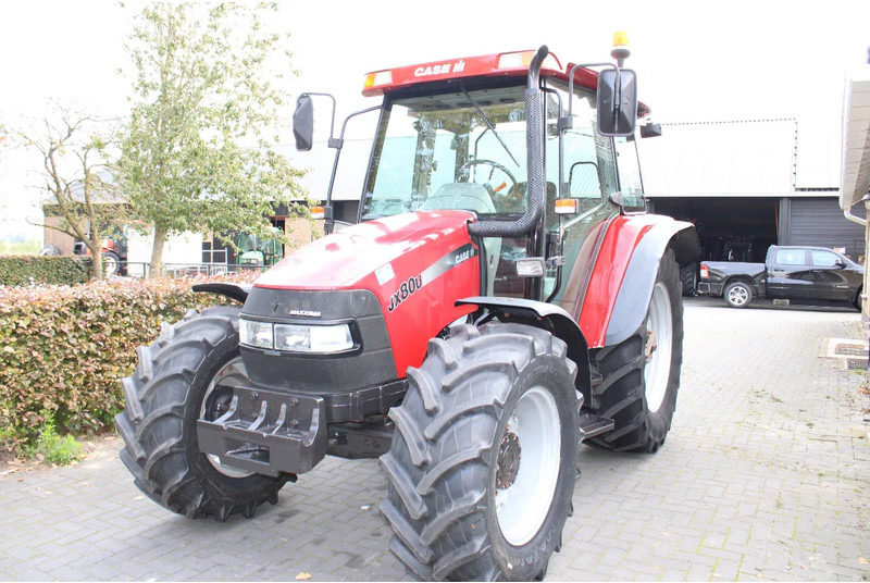 Tractor Case IH JX80U