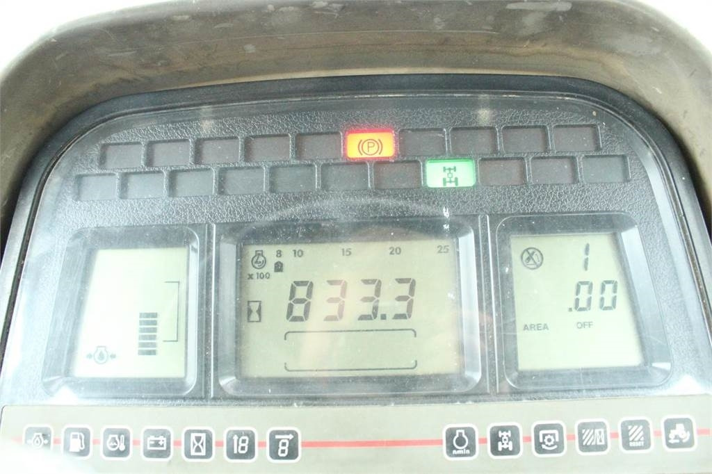 Tractor Case IH MXM130