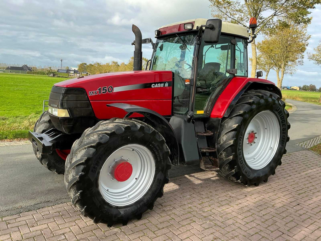 Tractor Case IH MX 150