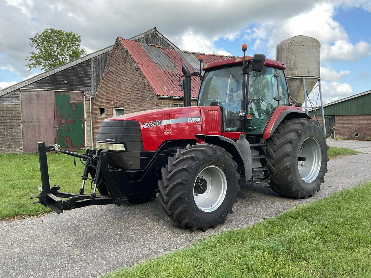 Tractor Case IH Magnum MX240
