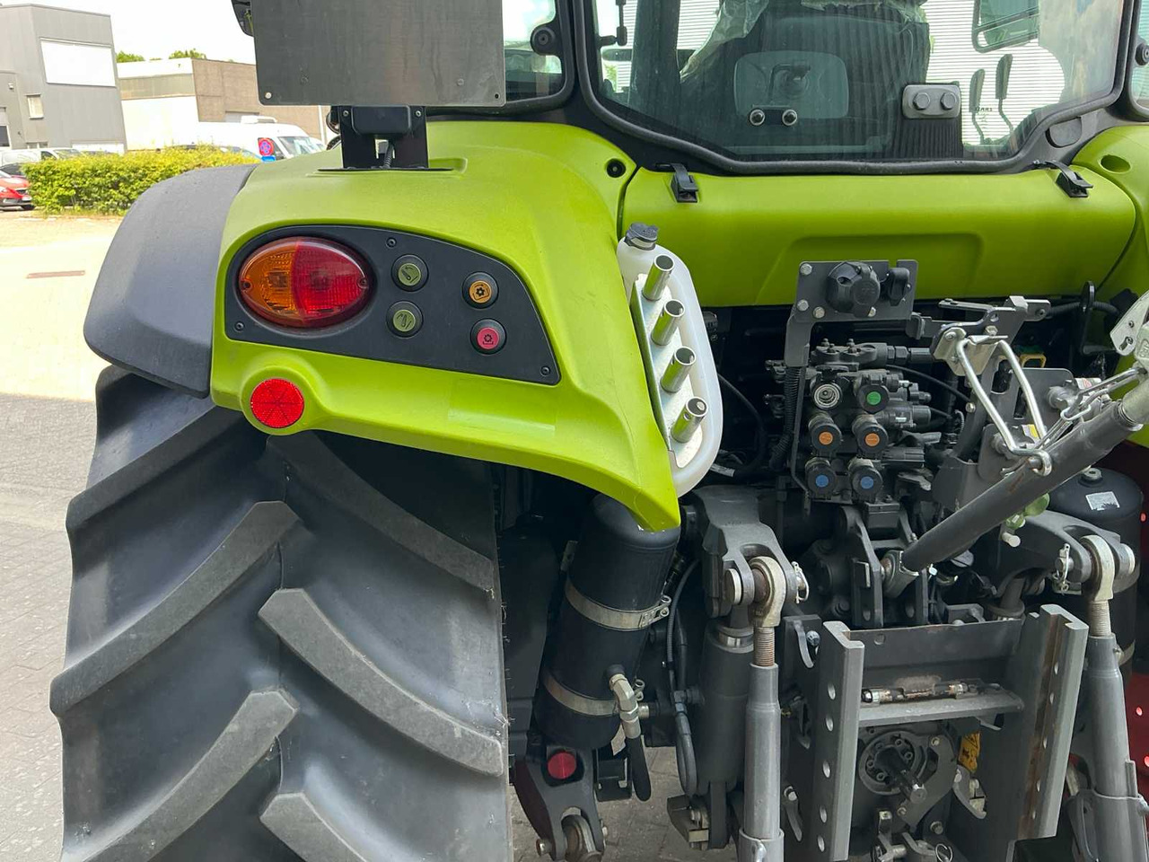Tractor Claas 420 arion
