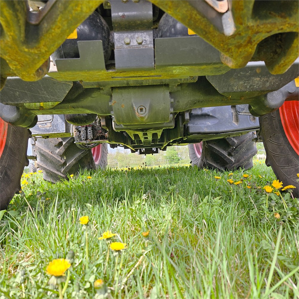 Tractor Claas 530 Arion