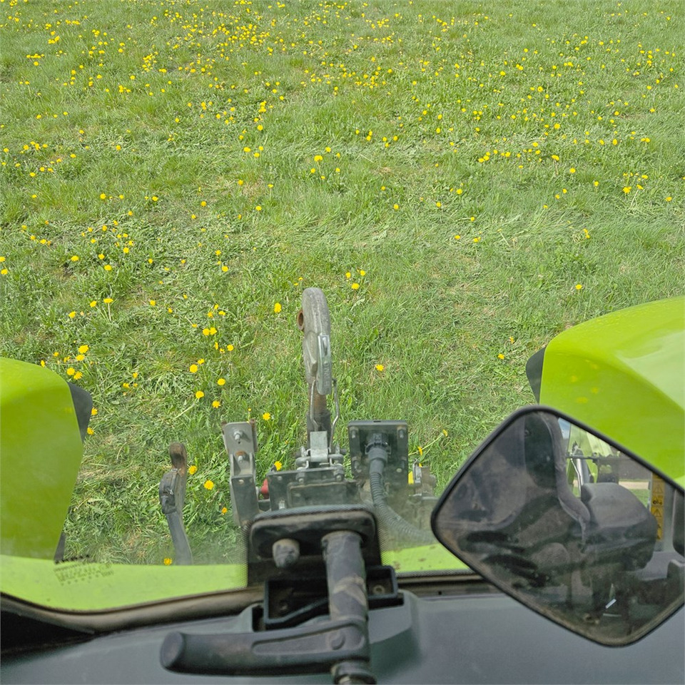 Tractor Claas 530 Arion
