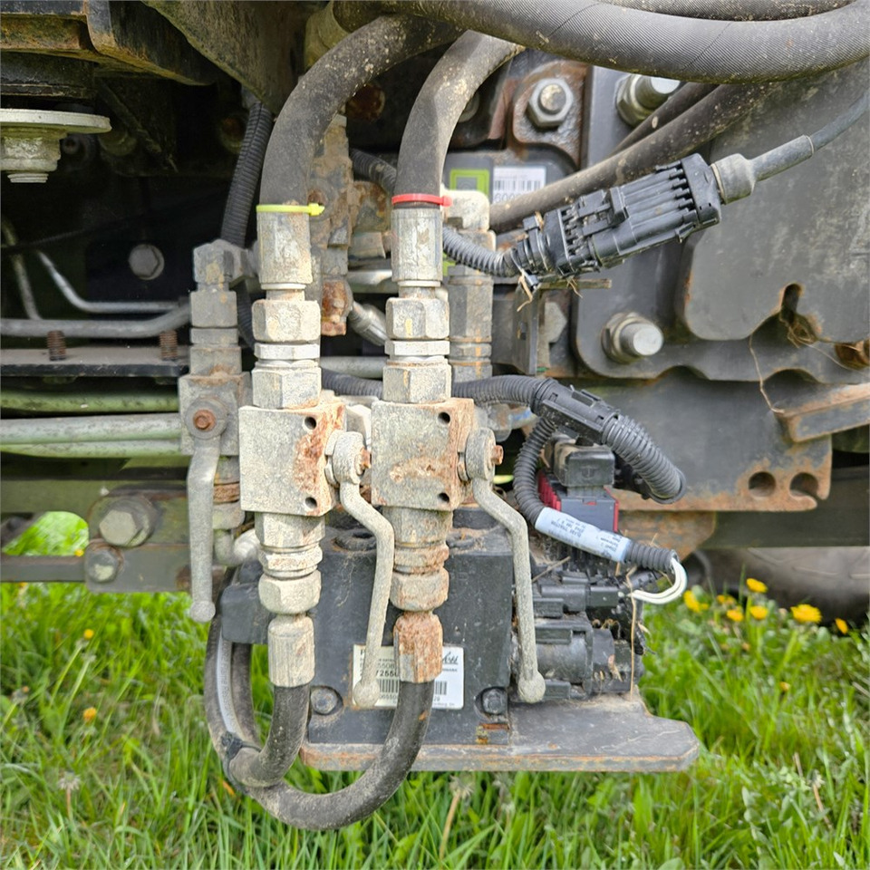 Tractor Claas 530 Arion