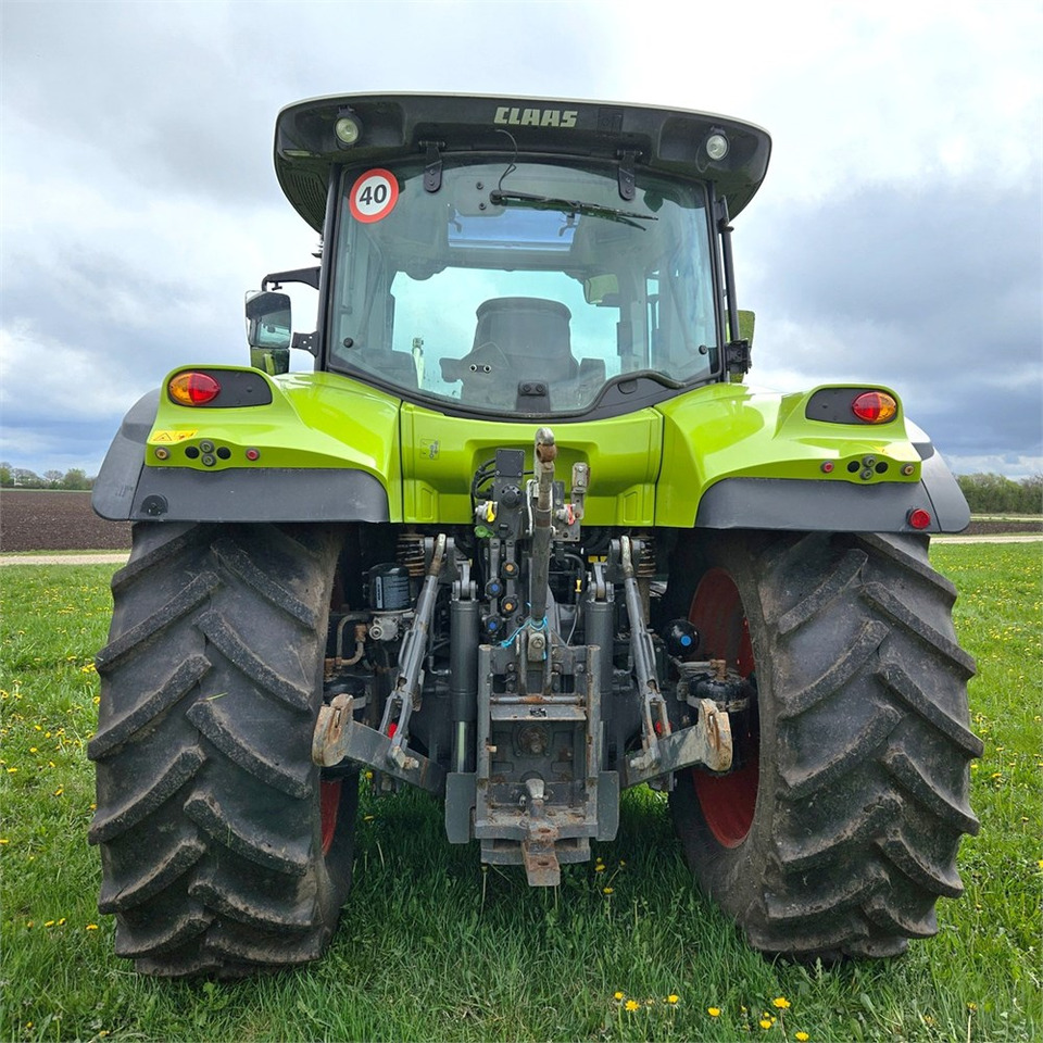 Tractor Claas 530 Arion