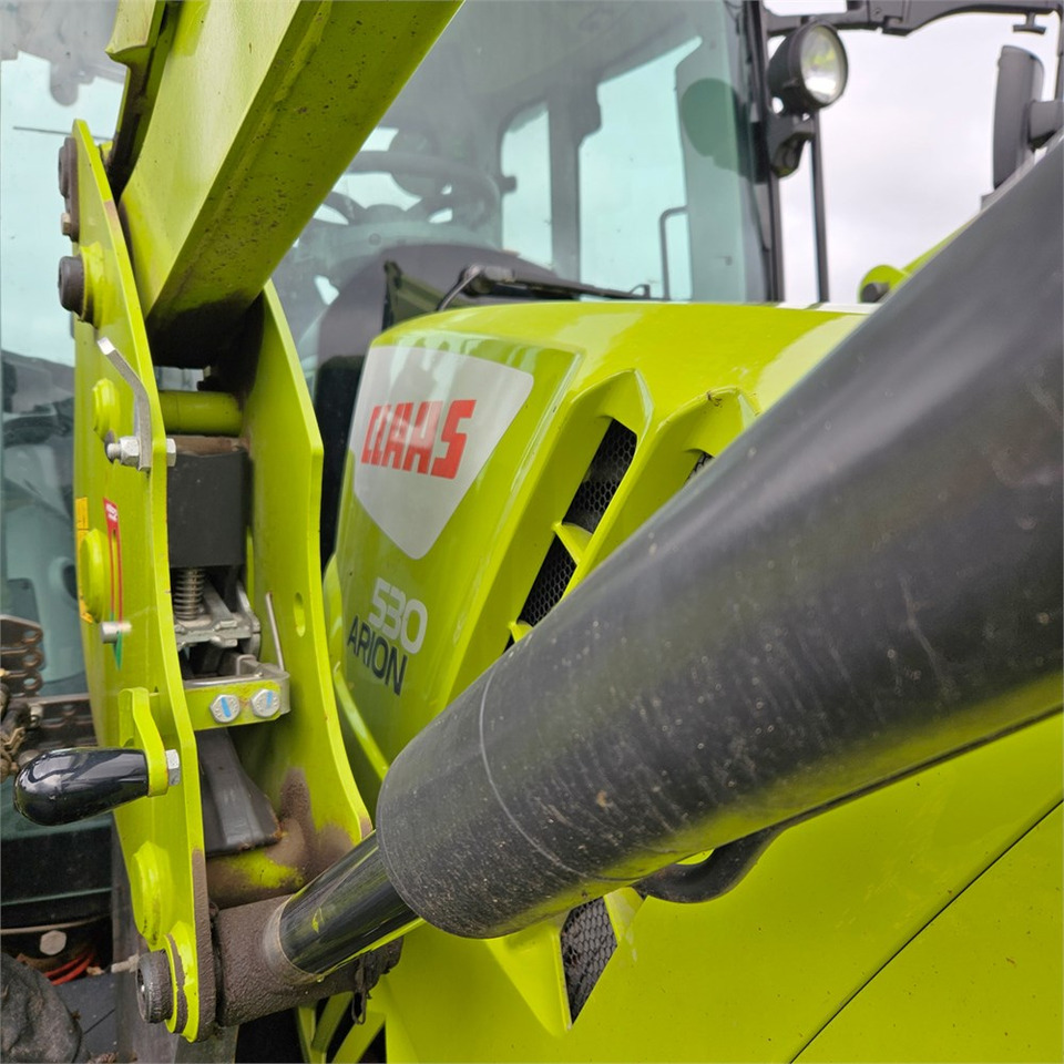 Tractor Claas 530 Arion