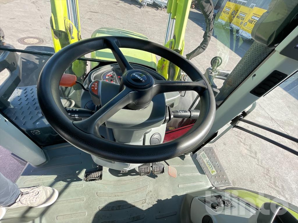Tractor Claas 650 CIS + mit Claas FL 150 Frontlader