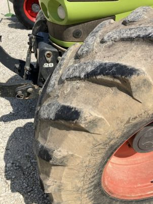 Tractor Claas ARES 697 ATZ