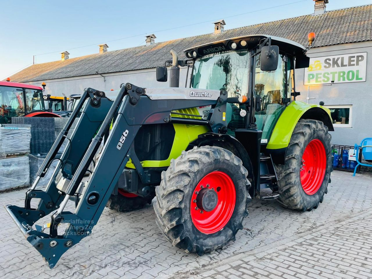 Tractor Claas ARION