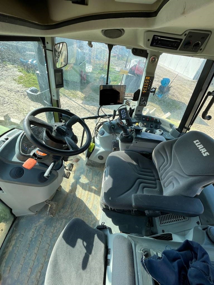 Tractor Claas ARION 470