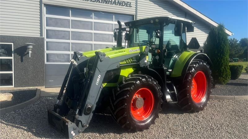 Tractor Claas ARION 550 CEBIS Med frontlæsser og frontlift