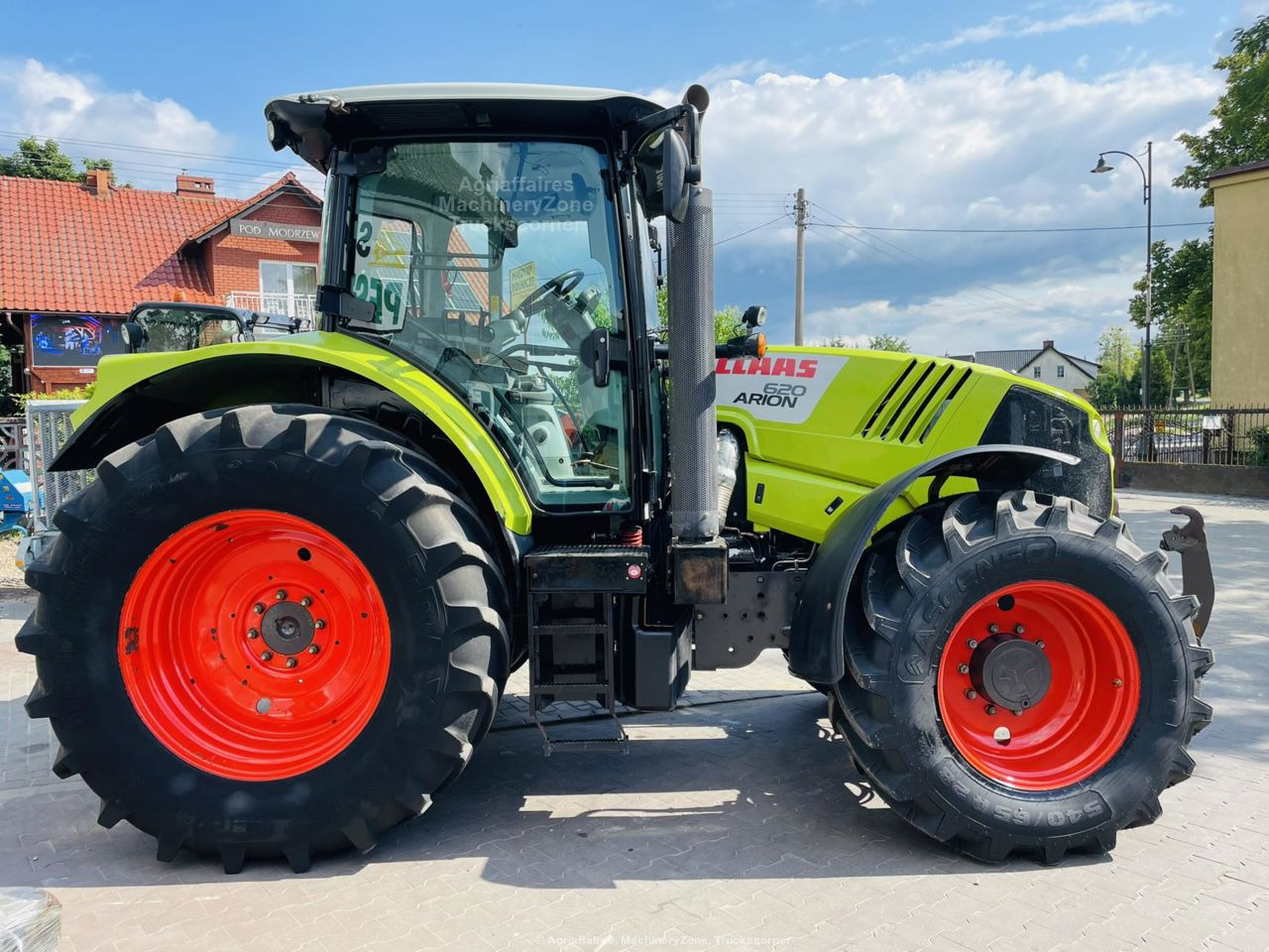 Tractor Claas ARION 620