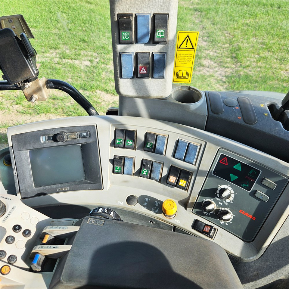 Tractor Claas ARION 640