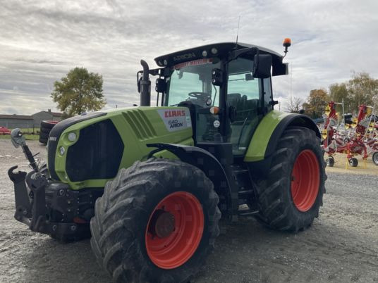 Tractor Claas ARION 640 CEBIS