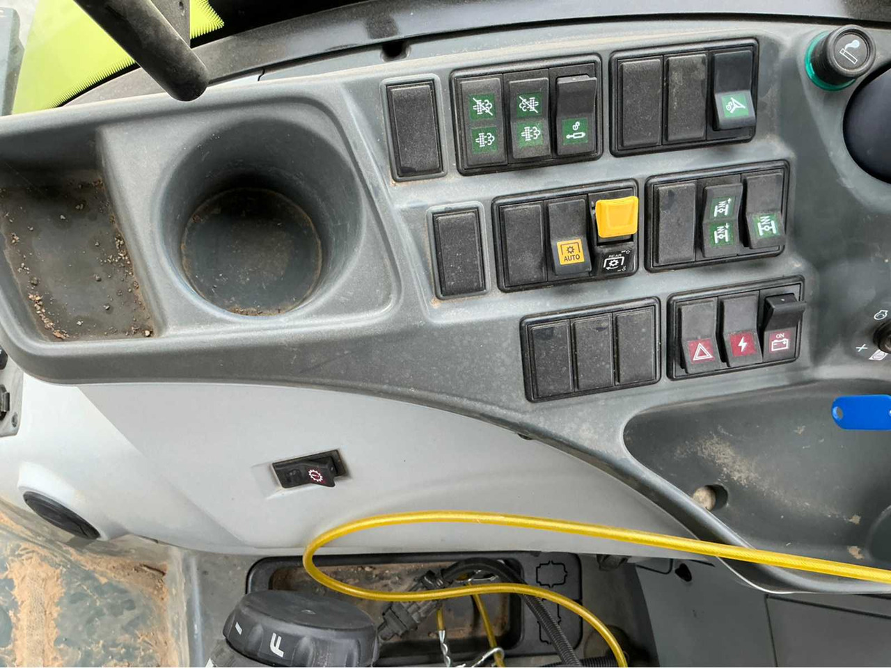 Tractor Claas ARION 660