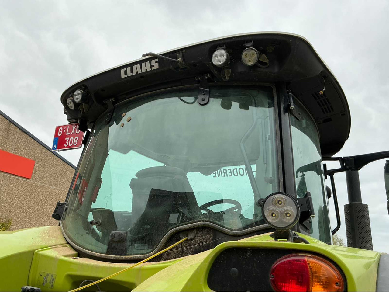 Tractor Claas ARION 660