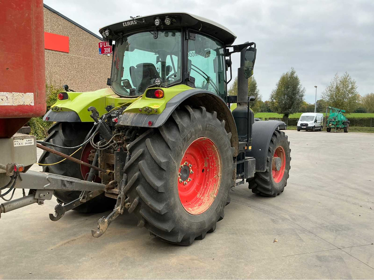 Tractor Claas ARION 660