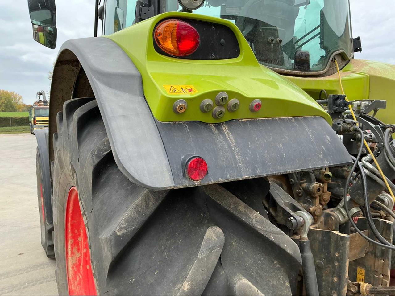 Tractor Claas ARION 660