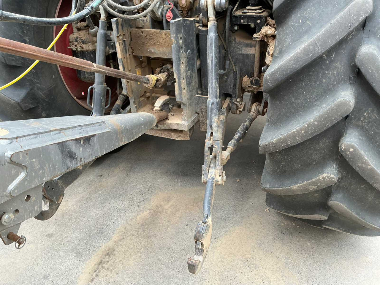 Tractor Claas ARION 660