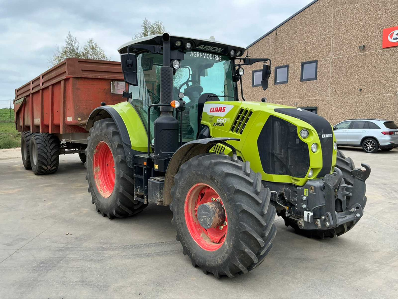 Tractor Claas ARION 660