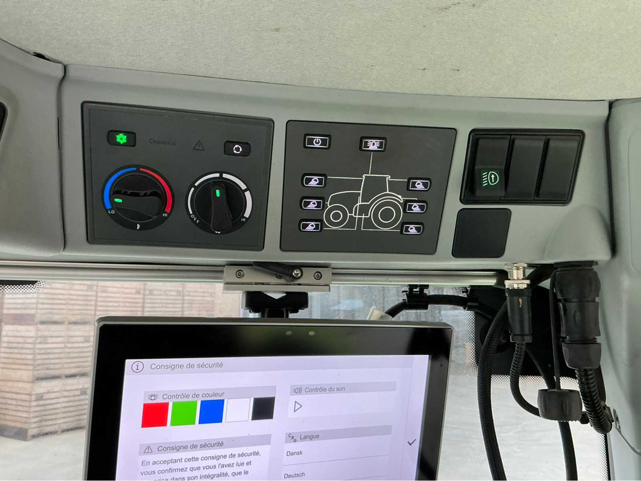 Tractor Claas ARION 660