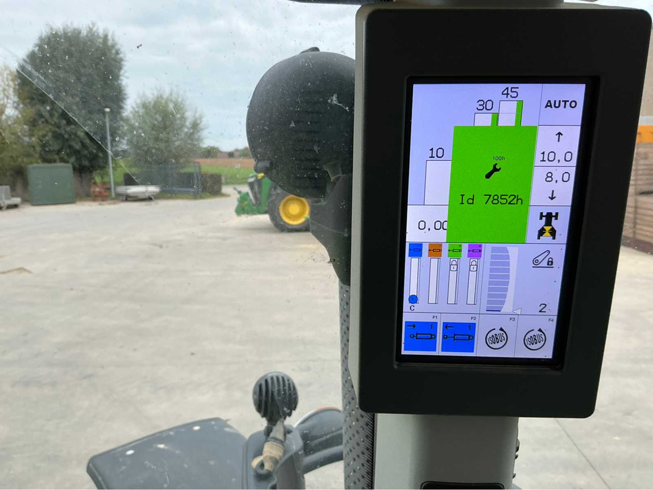 Tractor Claas ARION 660