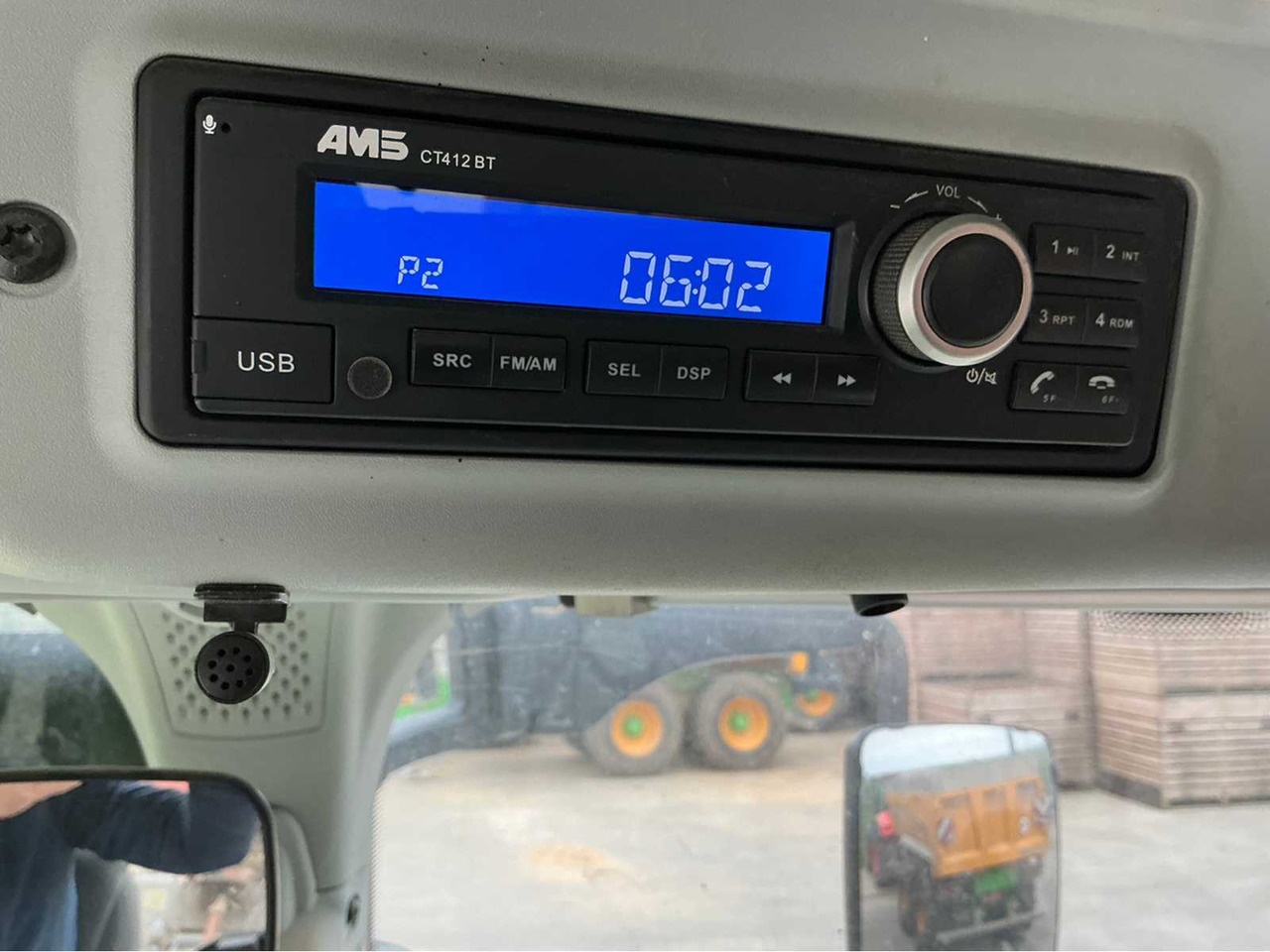 Tractor Claas ARION 660