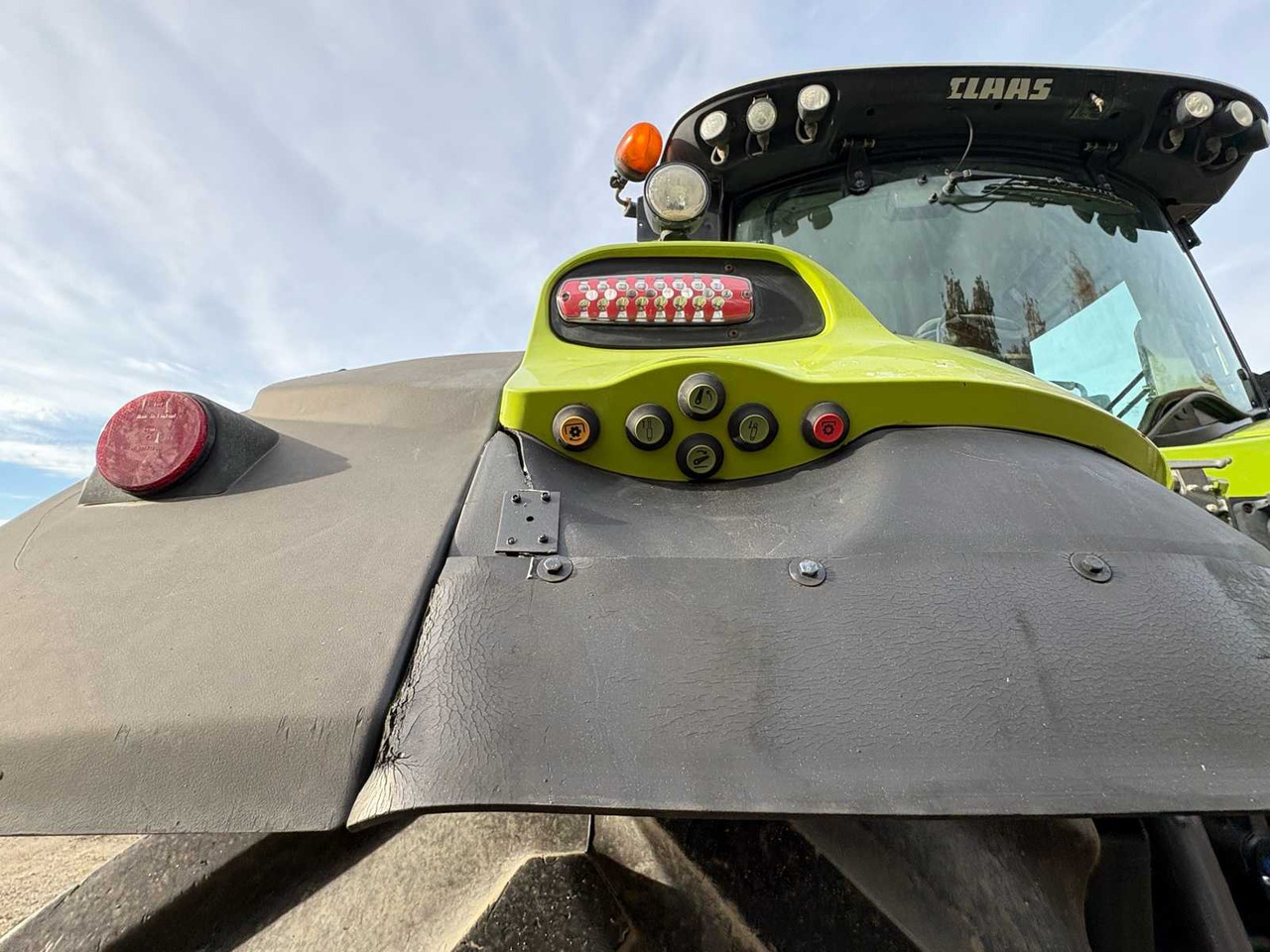 Tractor Claas ARION 850 C-MATIC