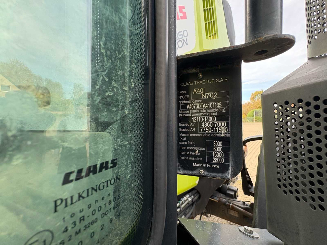 Tractor Claas ARION 850 C-MATIC