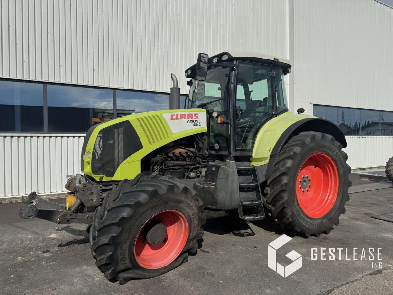 Tractor Claas AXION 820