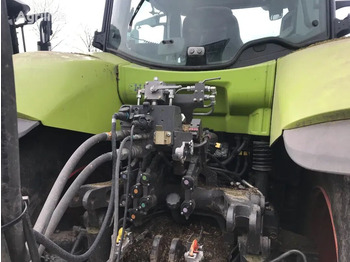 Claas AXION 850 - Tractor